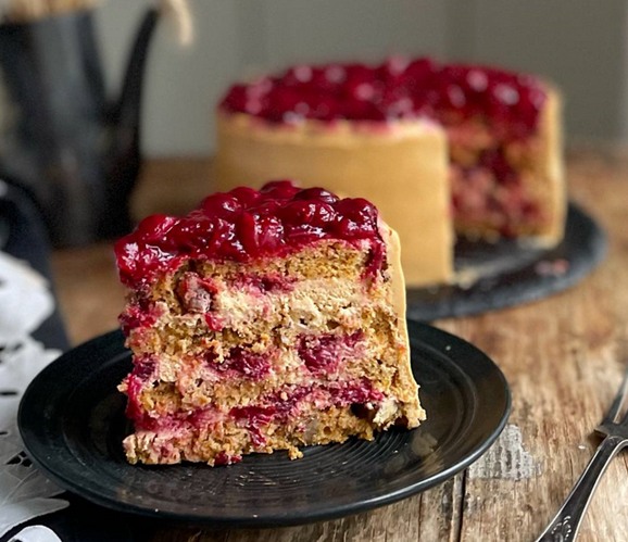 [Ольга Богатова] [olgabogatova] Вишневый морковный торт (2023)