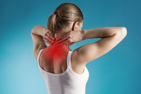 [Р. Шогенов, П. Самсонов] Комплекс упражнений при боли в шейном и грудном отделе позвоночника (2022)