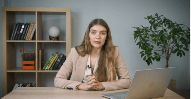 [Виктория Попова] ИП или самозанятость: узаконь свой бизнес (2022)